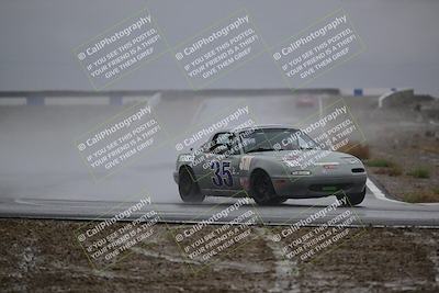 media/Nov-15-2025-CalClub SCCA (Sat) [[7bfa5a7151]]/Race/Group 4/